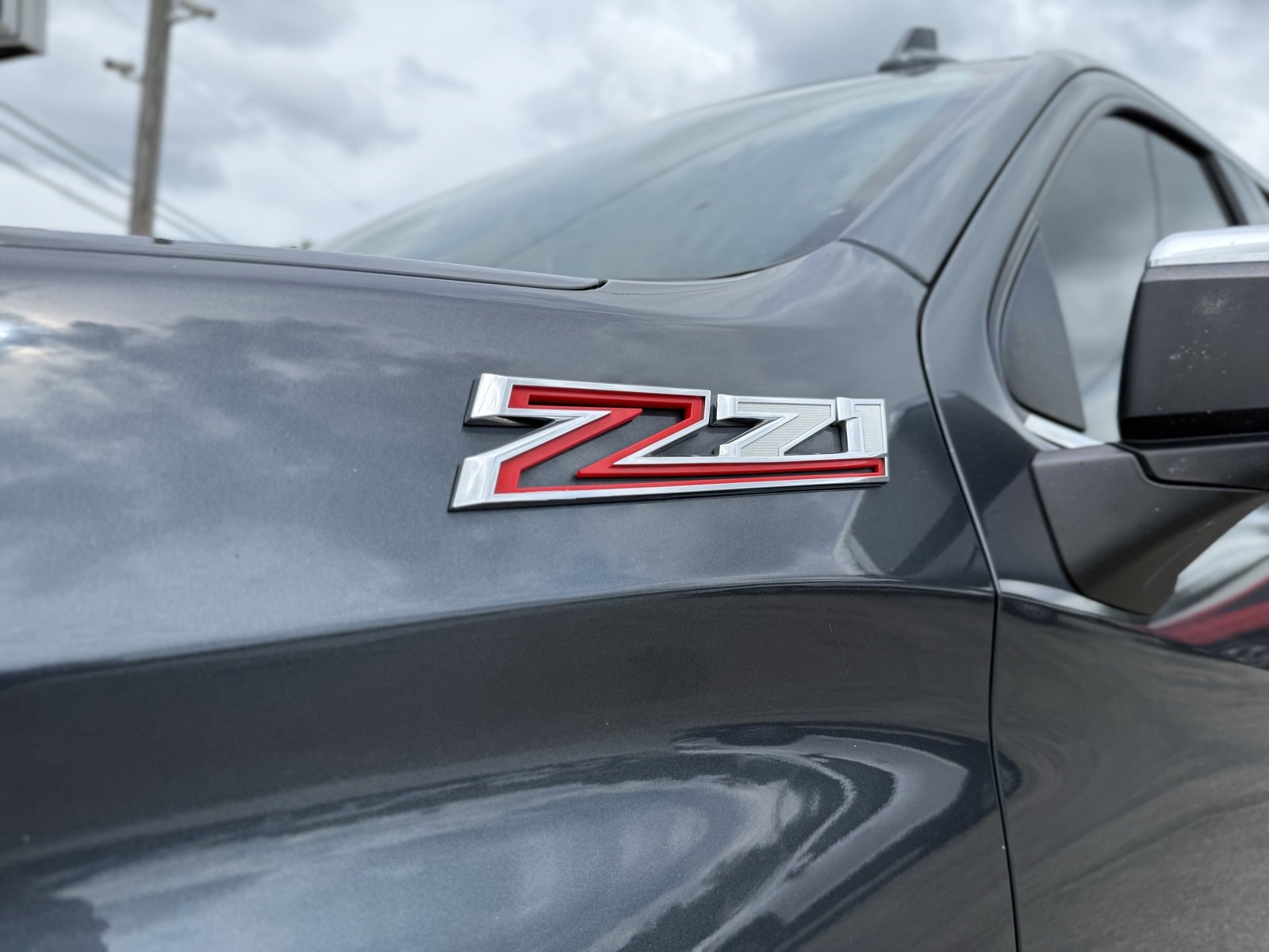 2019 Chevrolet Silverado 1500 LTZ photo 4