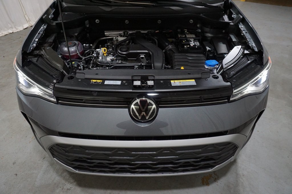 2025 Volkswagen Taos S photo 19