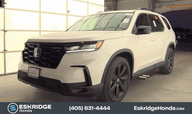 2025 Honda Pilot Black Edition's photo