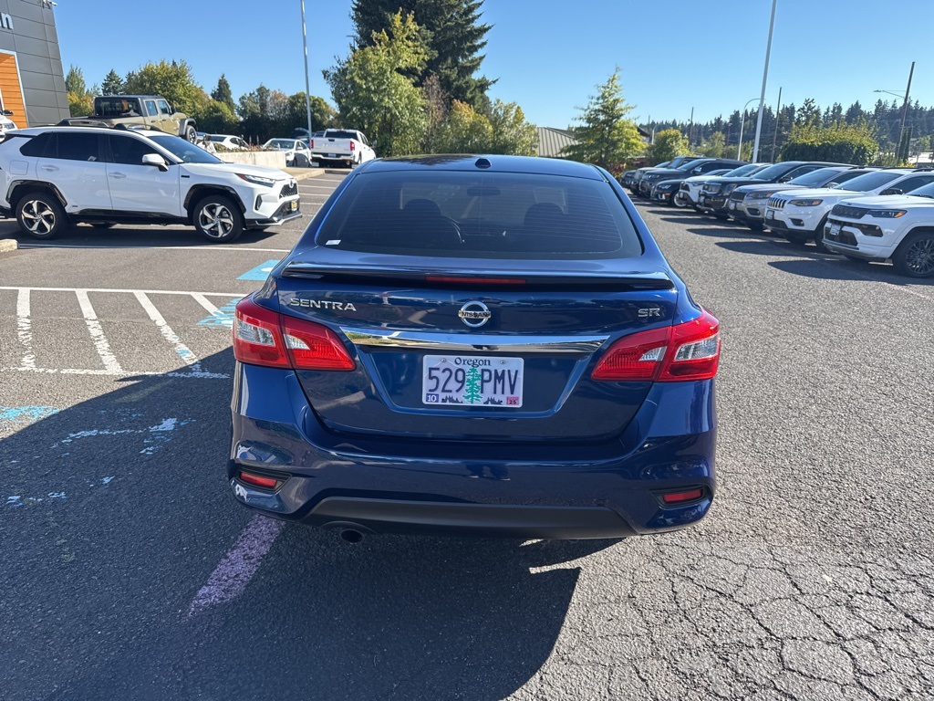 2019 Nissan Sentra SR photo 5
