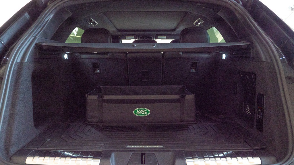 2025 Land Rover Range Rover Sport SE photo 11