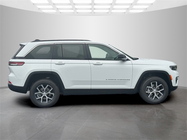 2025 Jeep Grand Cherokee Limited photo 5
