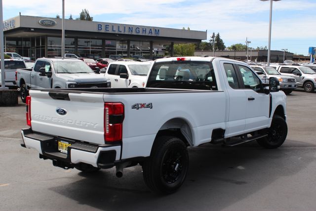 2025 Ford F-350 XL photo 4