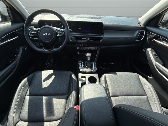 2024 Kia Seltos SX photo 11