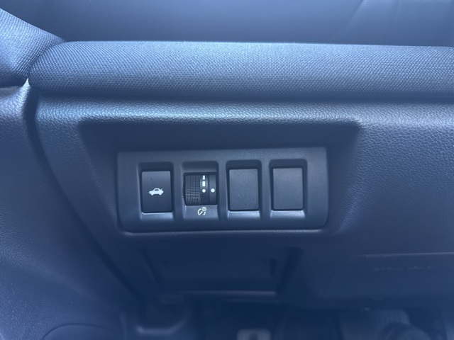 2025 Subaru Legacy Base photo 4