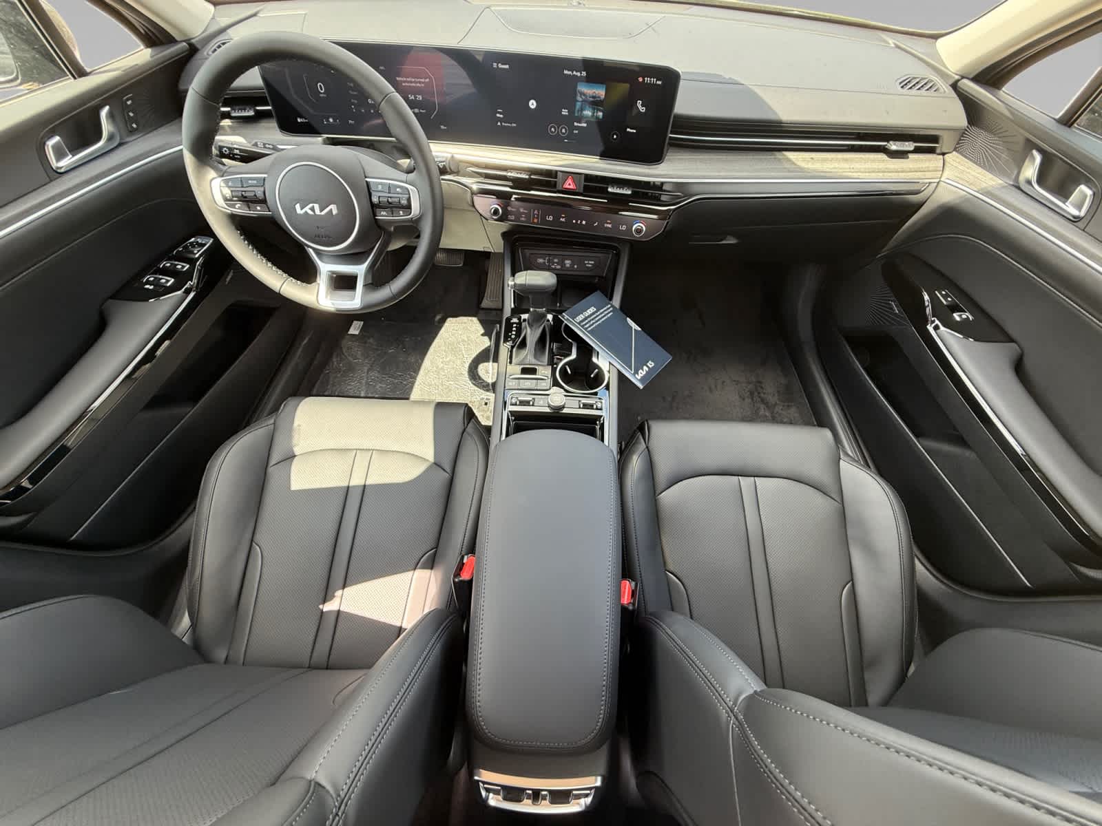2026 Kia K5 EX photo 9