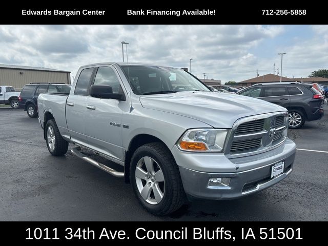 2009 Dodge Ram SLT photo 2