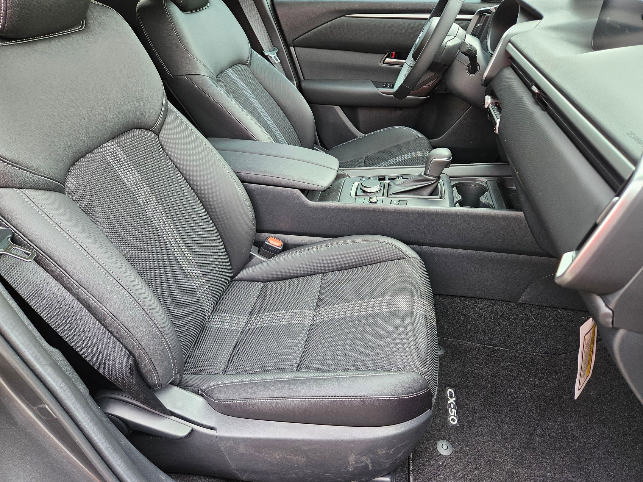 2025 Mazda CX-50 Preferred photo 18