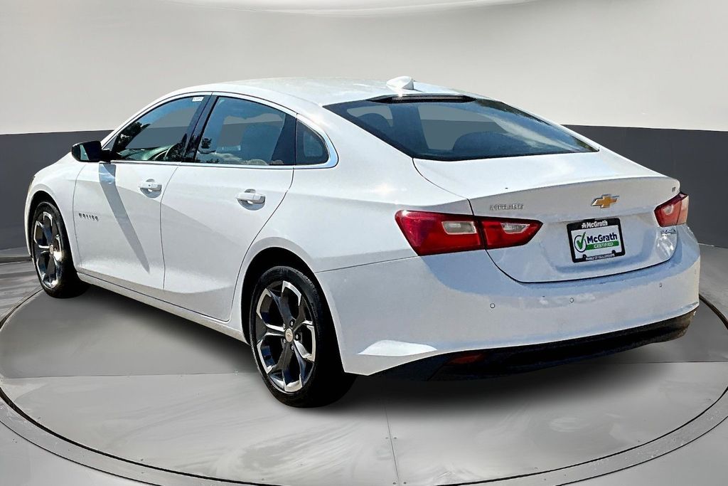 2024 Chevrolet Malibu 1LT photo 4