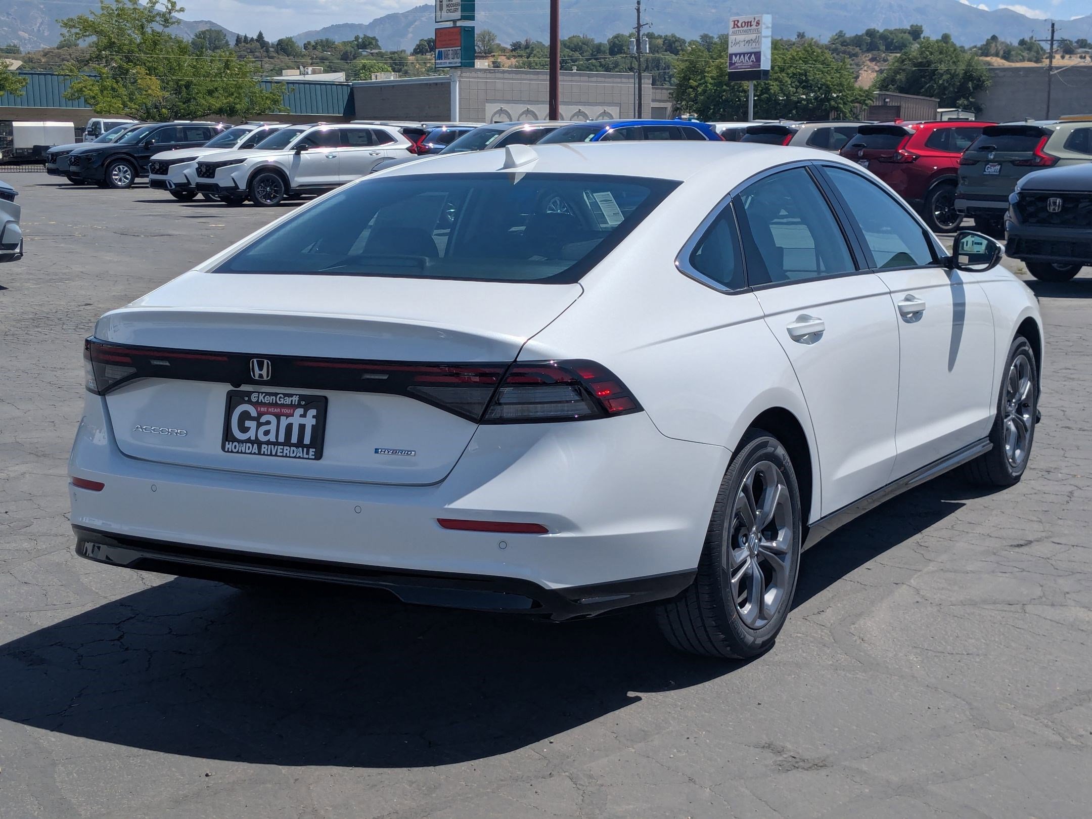 2025 Honda Accord Hybrid EX-L photo 3
