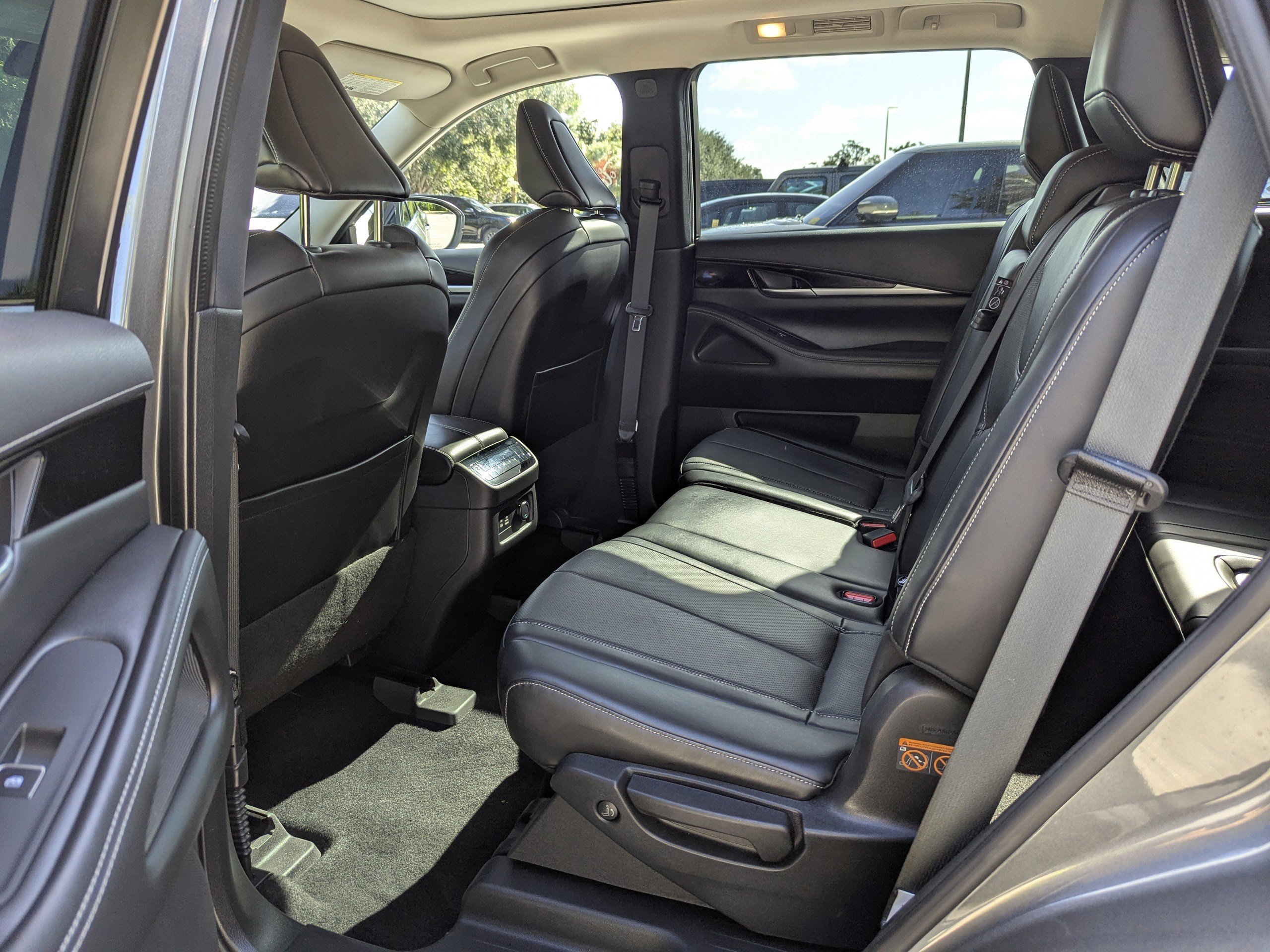 2022 Infiniti QX60 Pure photo 21