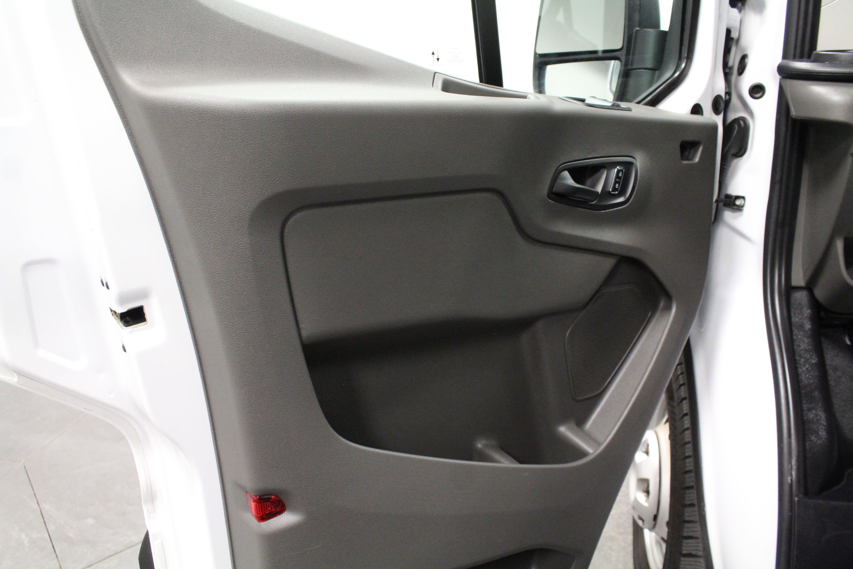 2024 Ford Transit photo 7