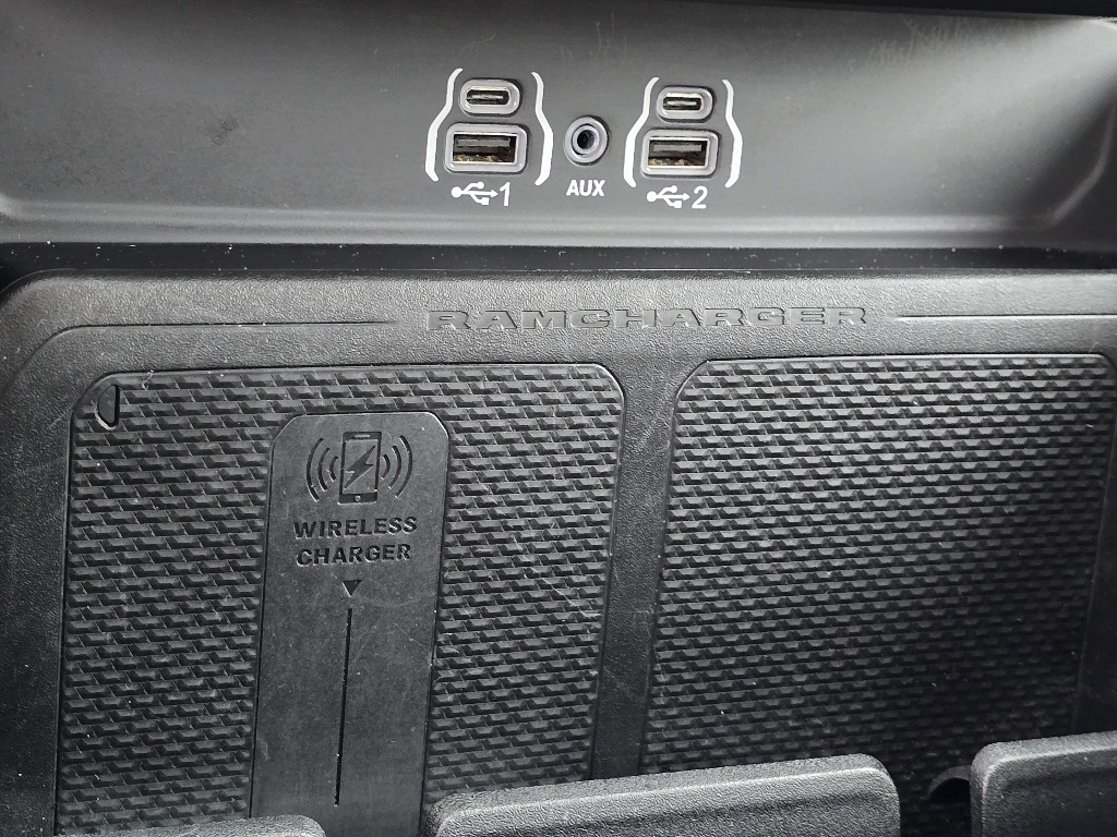 2025 Ram 1500 Laramie photo 17