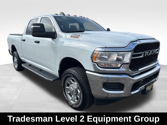 2024 Ram 2500 Tradesman photo 3