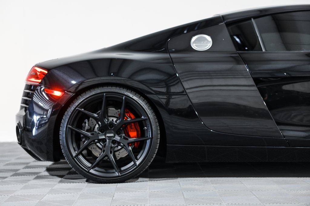 2014 Audi R8 4.2 Quattro photo 2