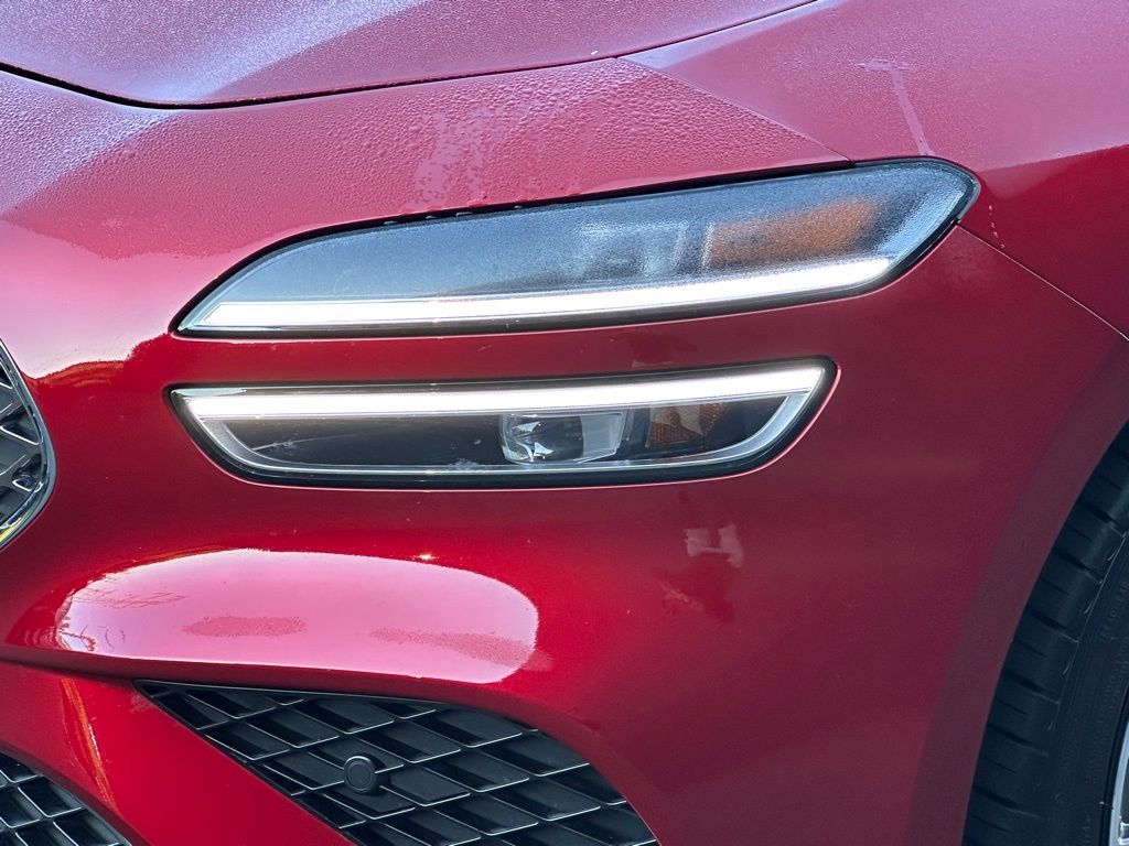 2022 Genesis G70 2.0T photo 9