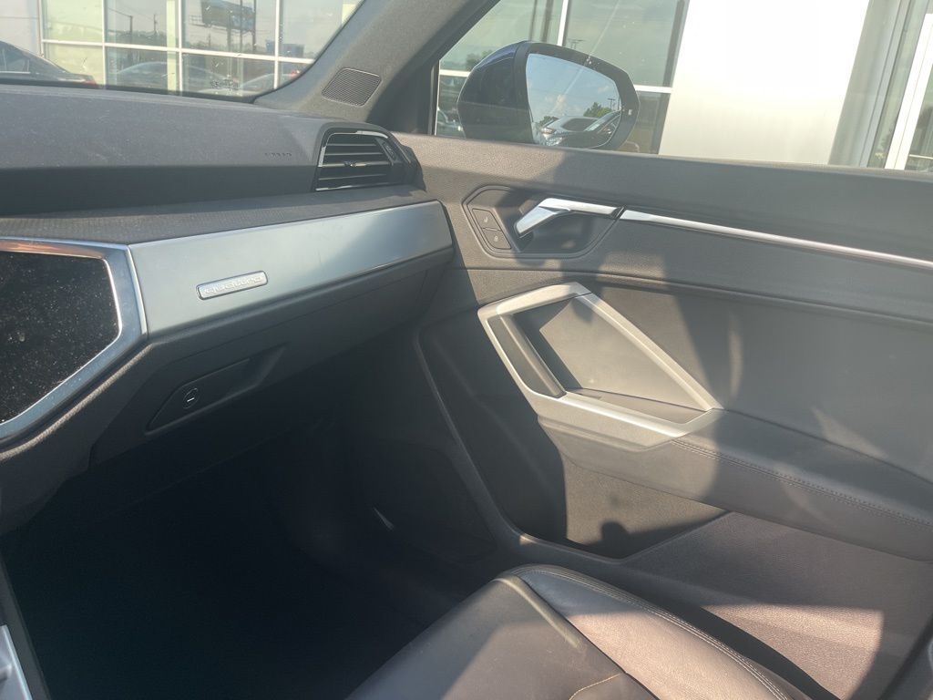 2021 Audi Q3 Premium S line photo 32