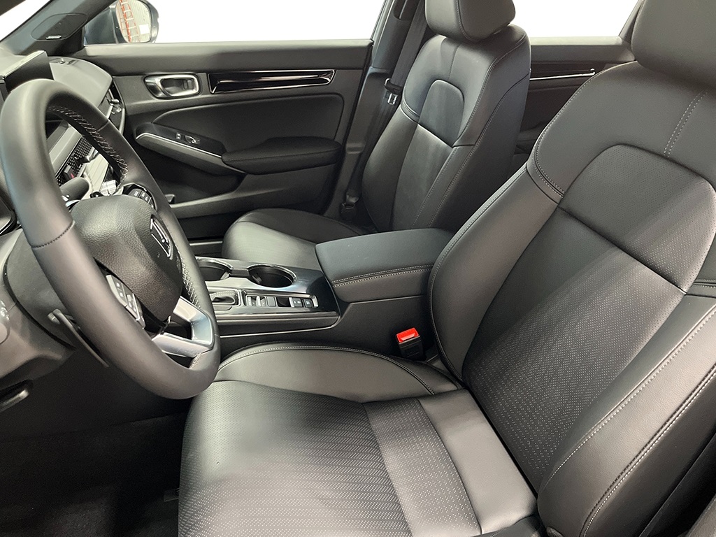 2026 Honda Civic Hybrid Sport Touring photo 11