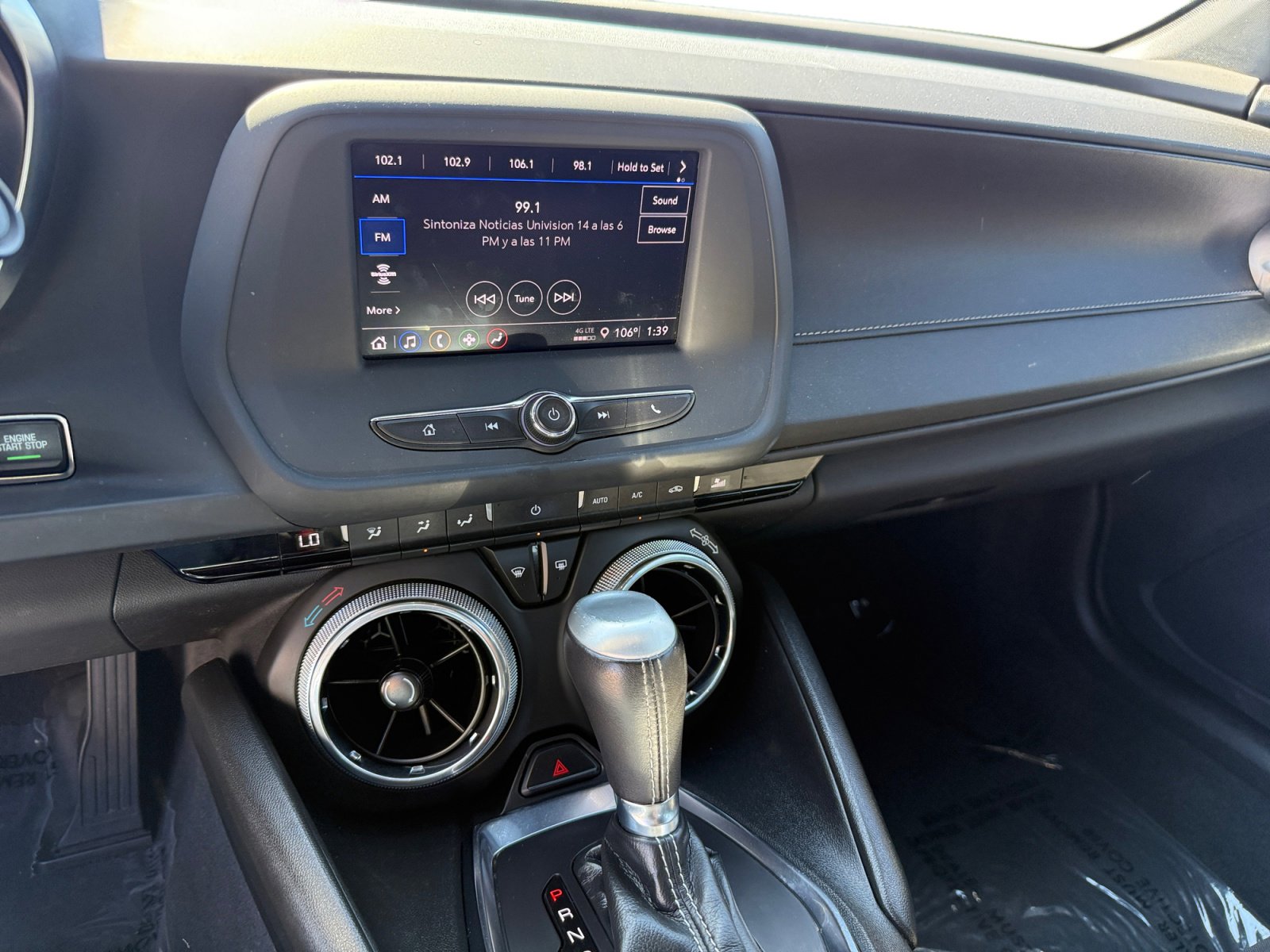 2023 Chevrolet Camaro 1LT photo 12