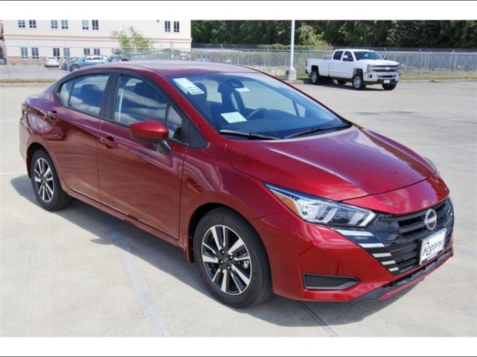 2025 Nissan Versa SV - 5