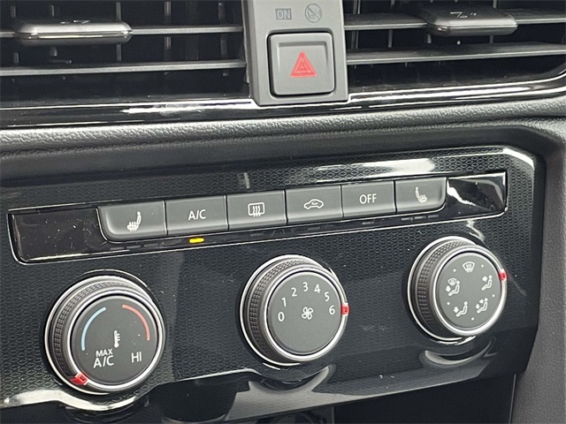 2025 Volkswagen Taos S photo 19