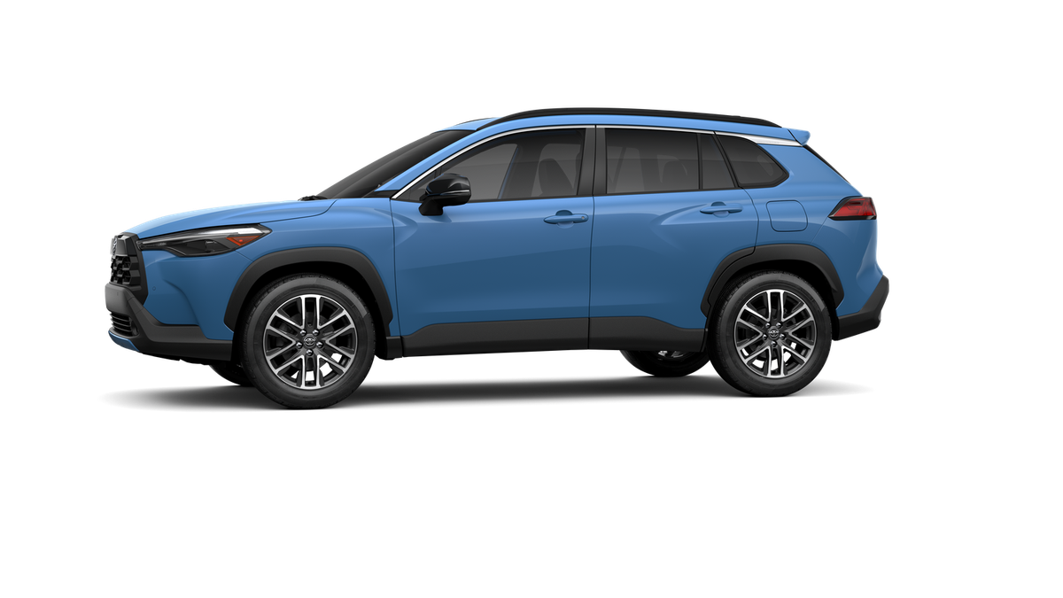 2026 Toyota Corolla Cross XLE photo 35