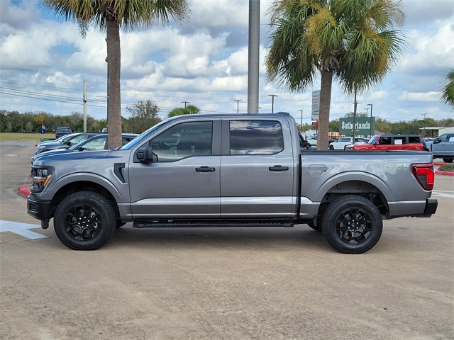 2025 Ford F-150 STX photo 4