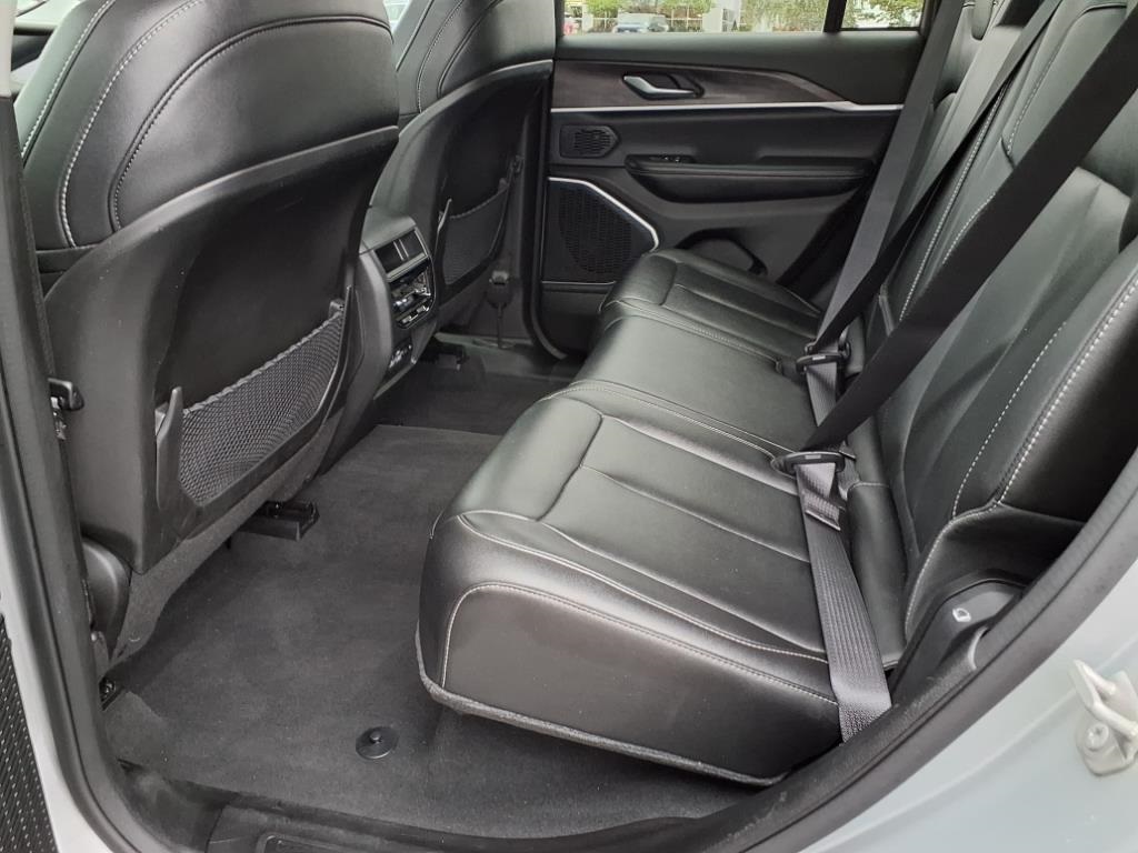 2023 Jeep Cherokee 4xe photo 4