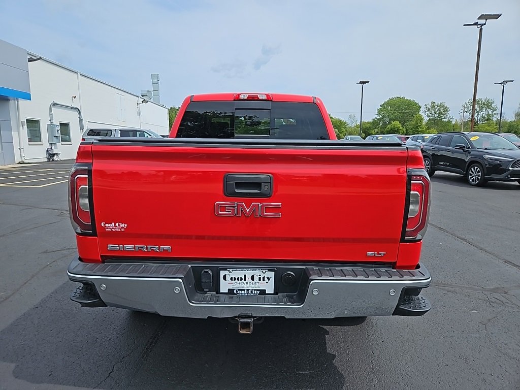 2017 Gmc Sierra 1500 SLT photo 4