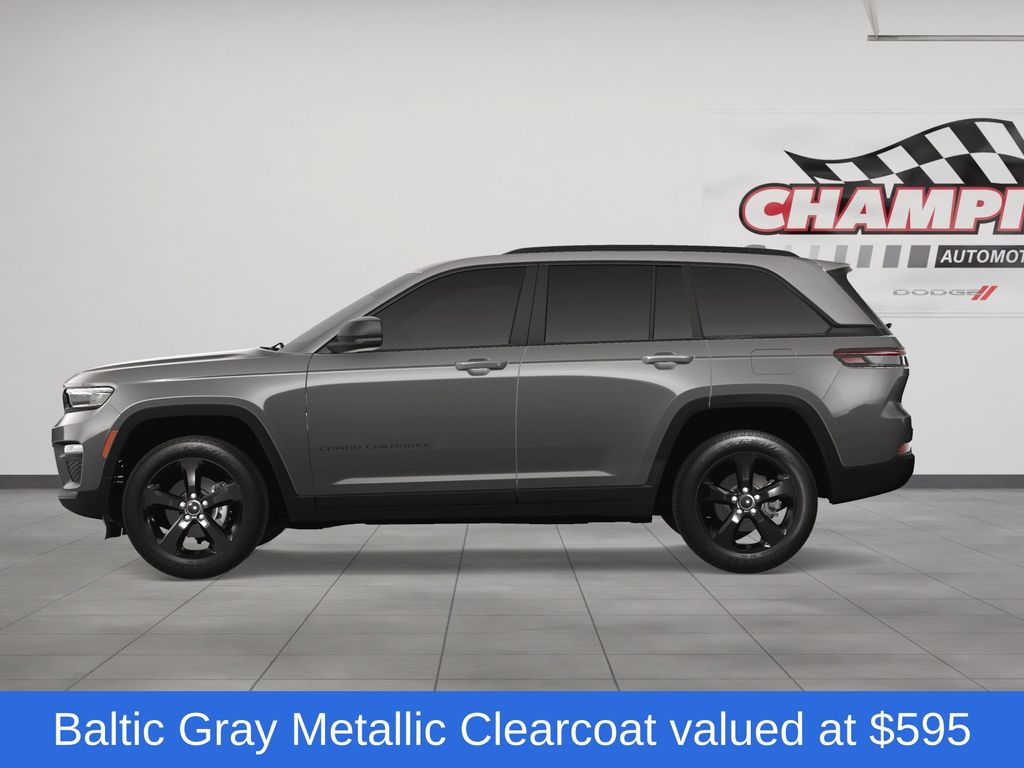2025 Jeep Grand Cherokee Limited photo 3
