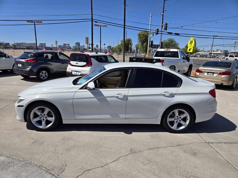 2015 Bmw 320i photo 2