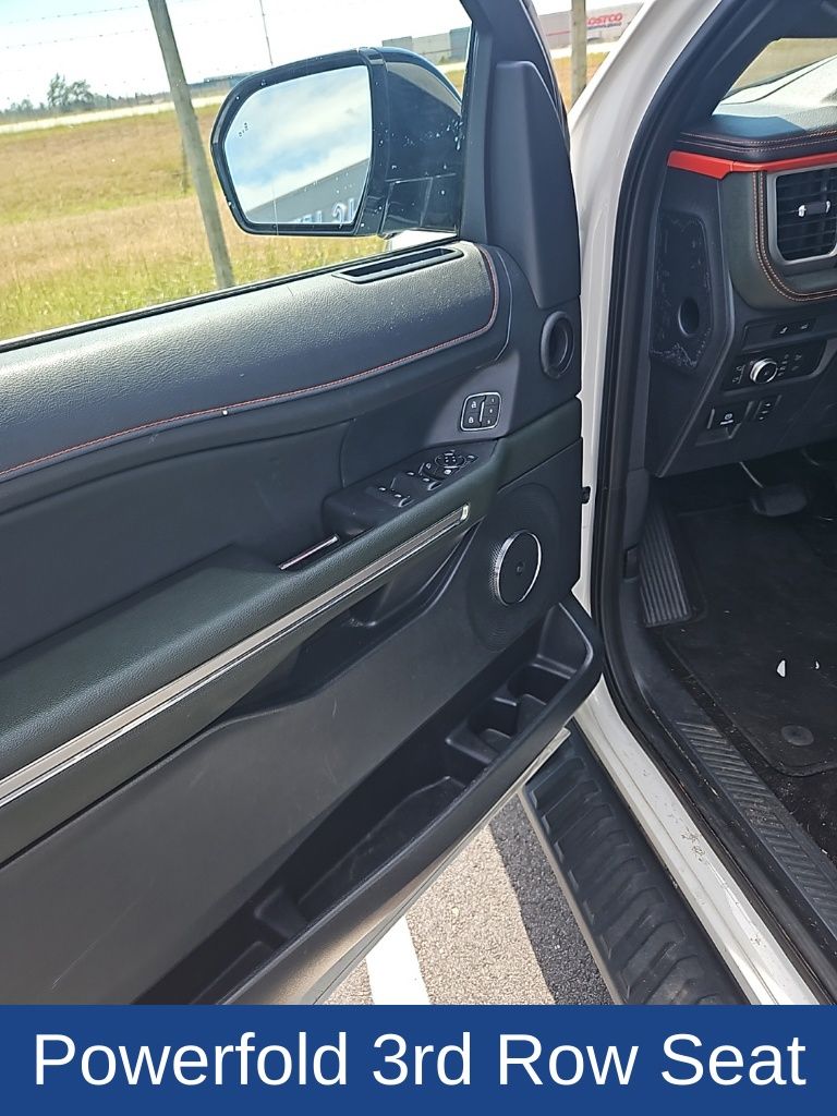 2022 Ford Expedition Timberline photo 2