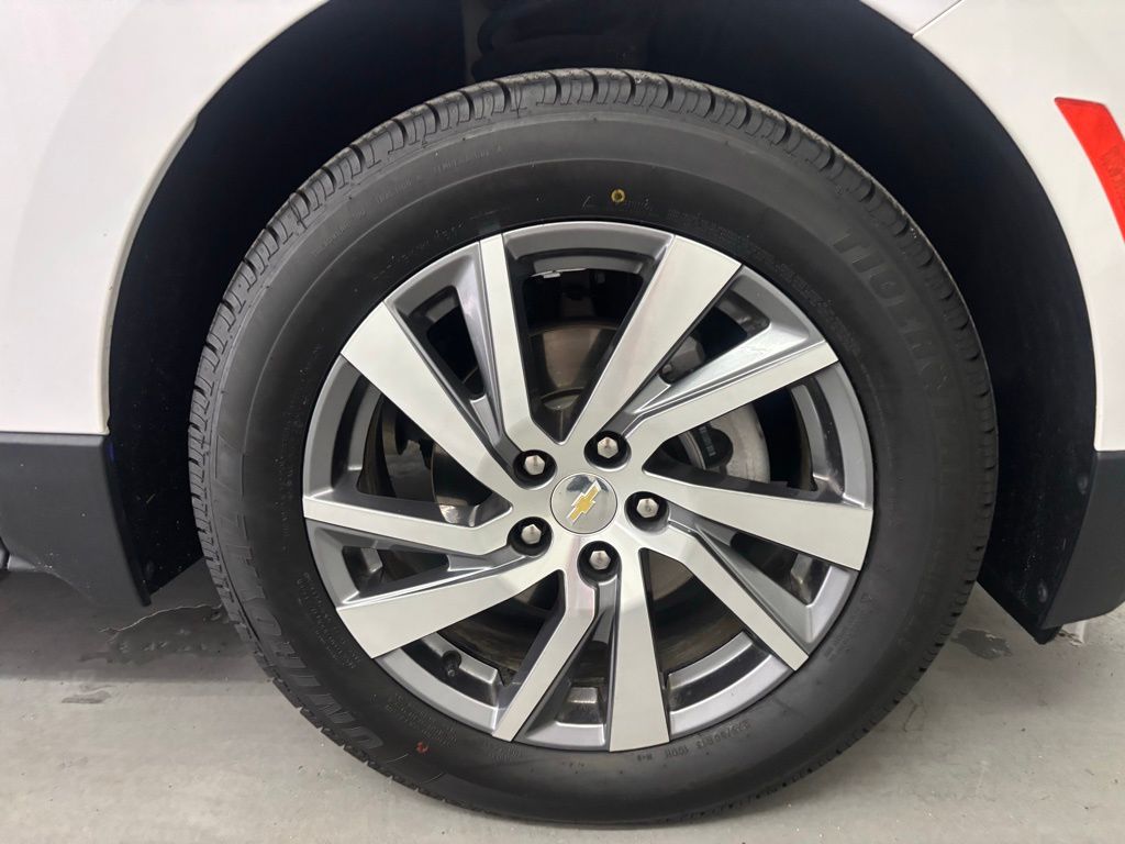 2022 Chevrolet Equinox LT photo 13
