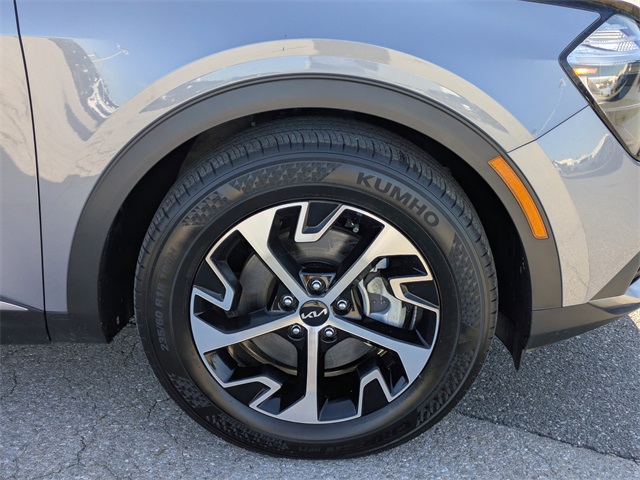 2023 Kia Sportage EX photo 9