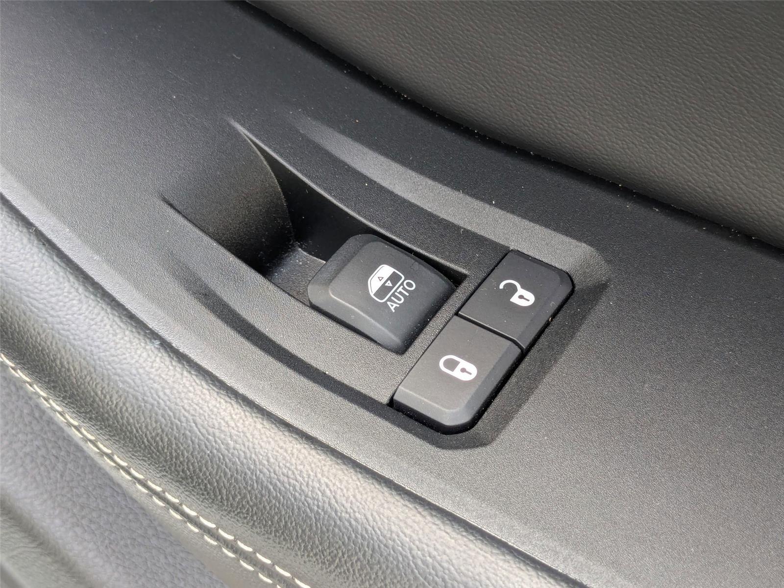 2024 Jeep Grand Cherokee Altitude X photo 31