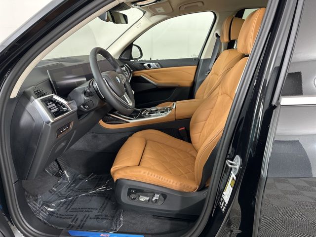 New 2025 Black BMW xDrive40i image 3