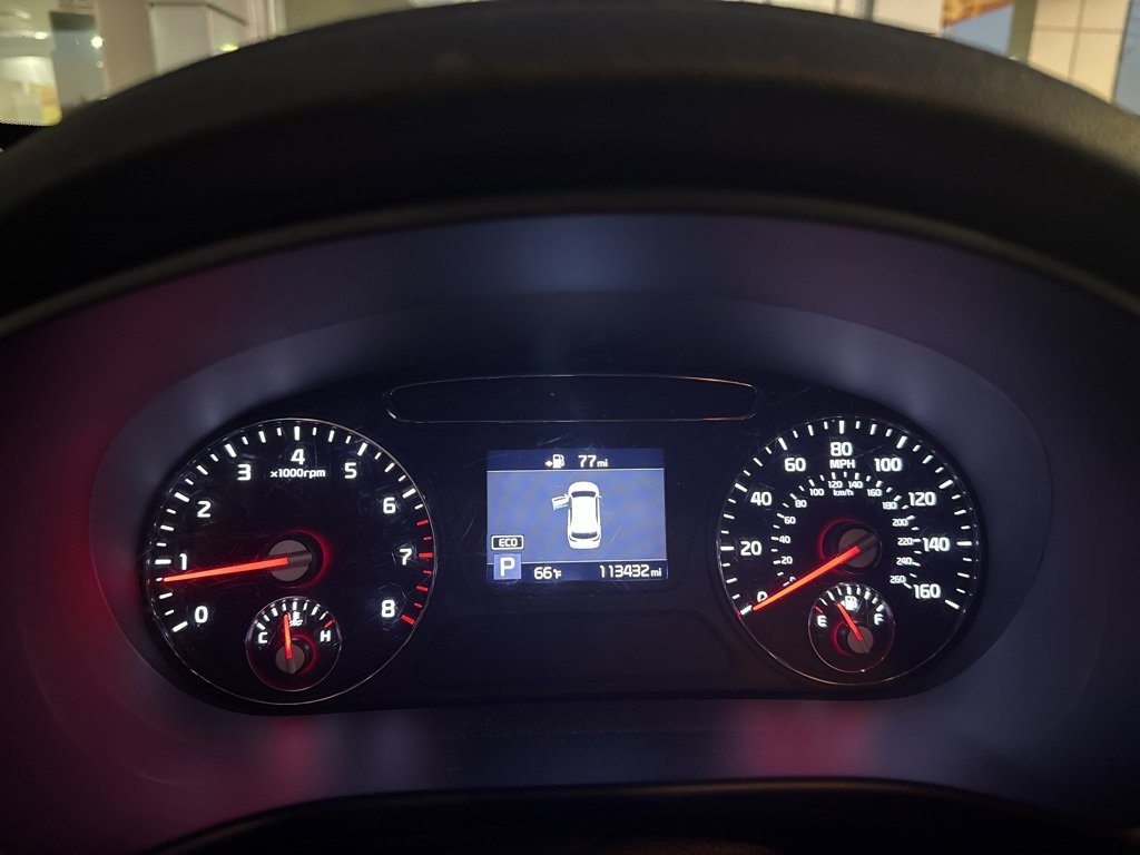 2020 Kia Sorento LX photo 3