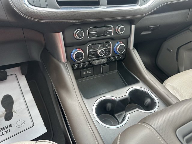 2023 Gmc Yukon XL SLT photo 25
