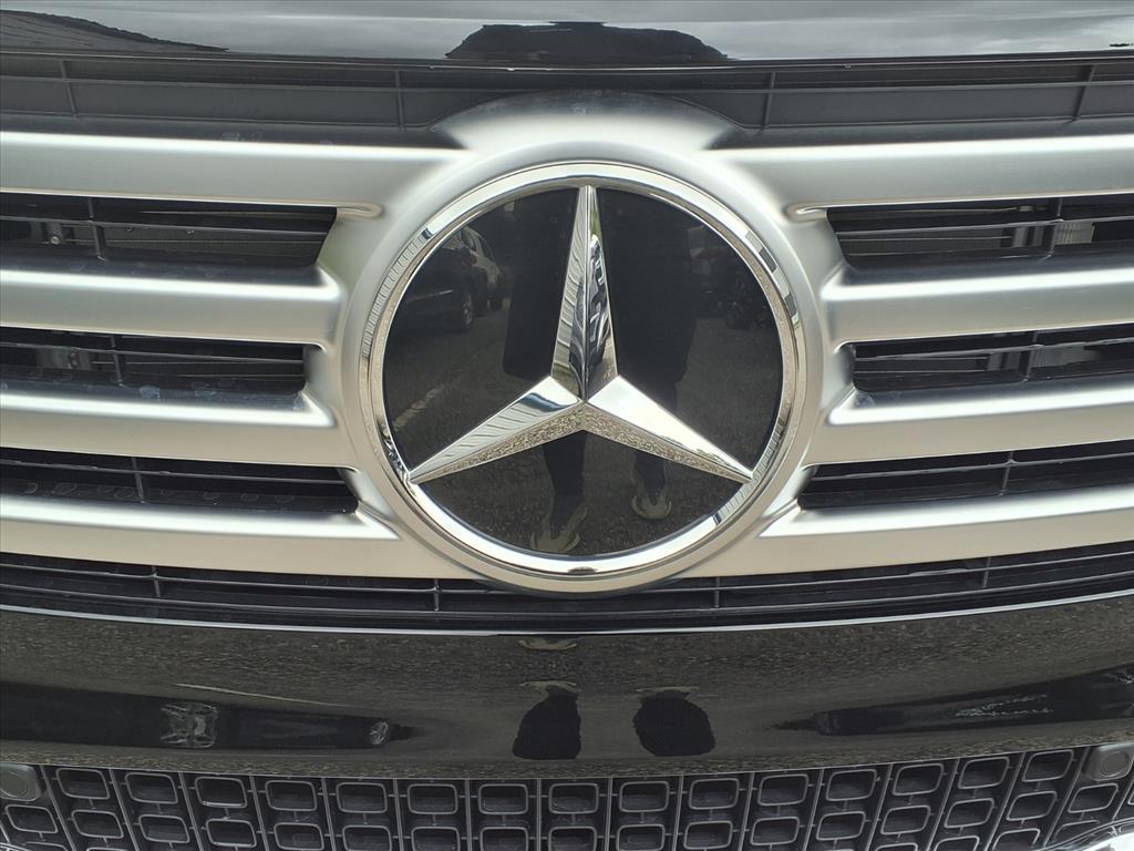 2026 Mercedes Benz GLB 250 4MATIC photo 3