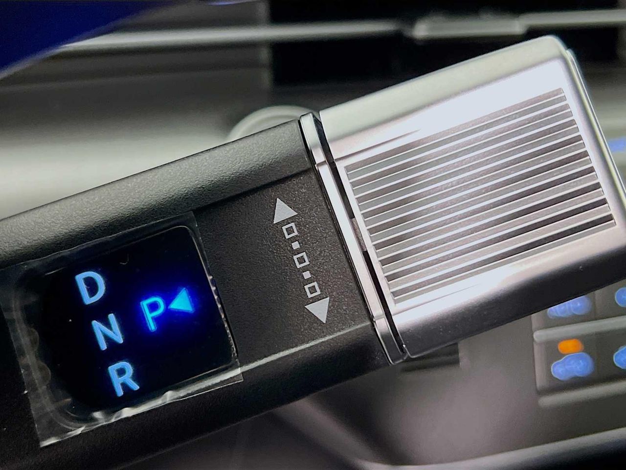 2026 Hyundai Kona SEL photo 9