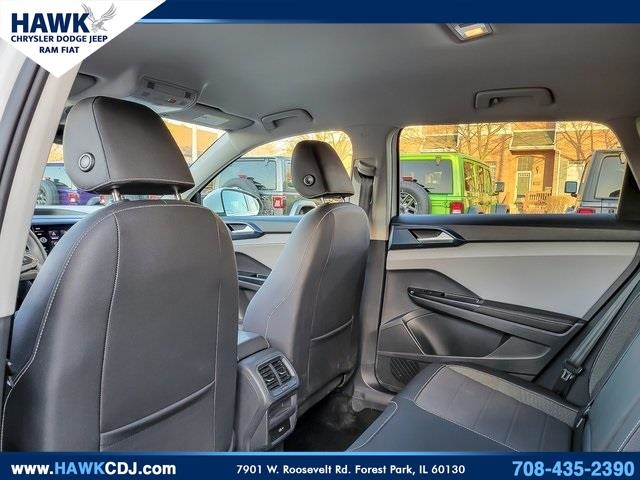 2024 VOLKSWAGEN TAOS - Image 12