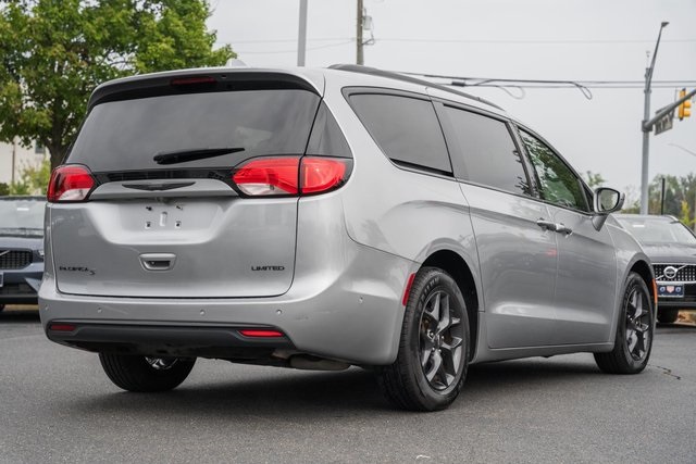 2019 Chrysler Pacifica Limited photo 4