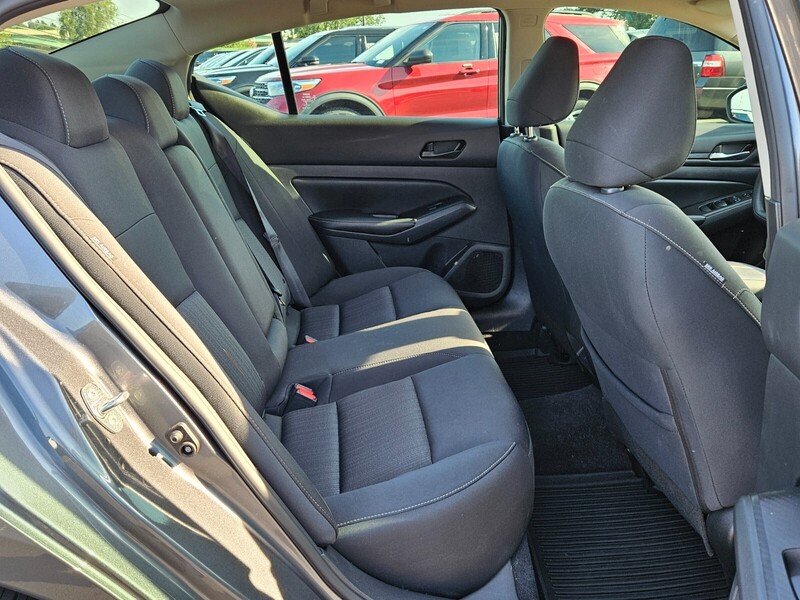 2024 Nissan Altima 2.5 SV photo 15