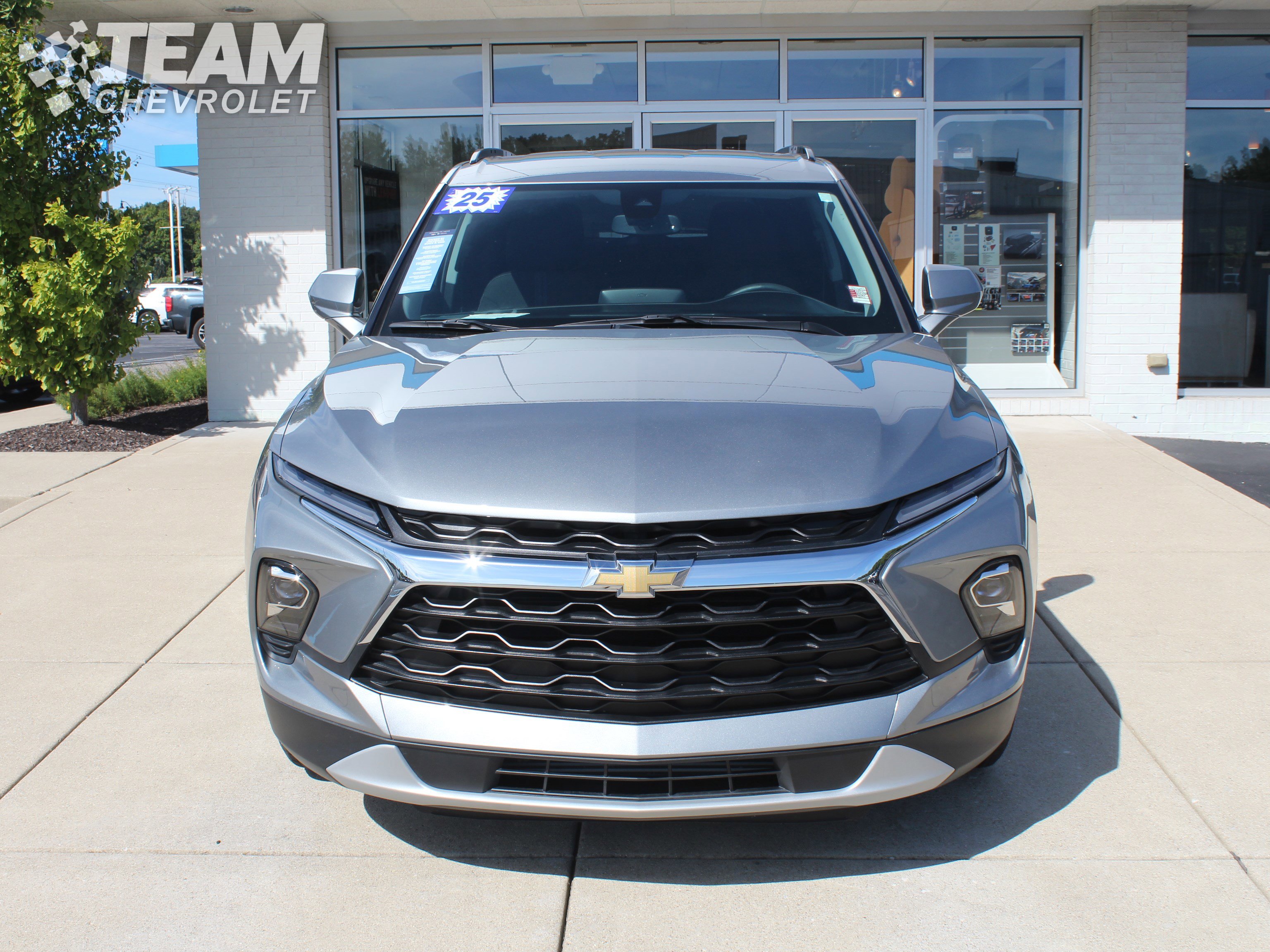 2025 Chevrolet Blazer 2LT photo 9