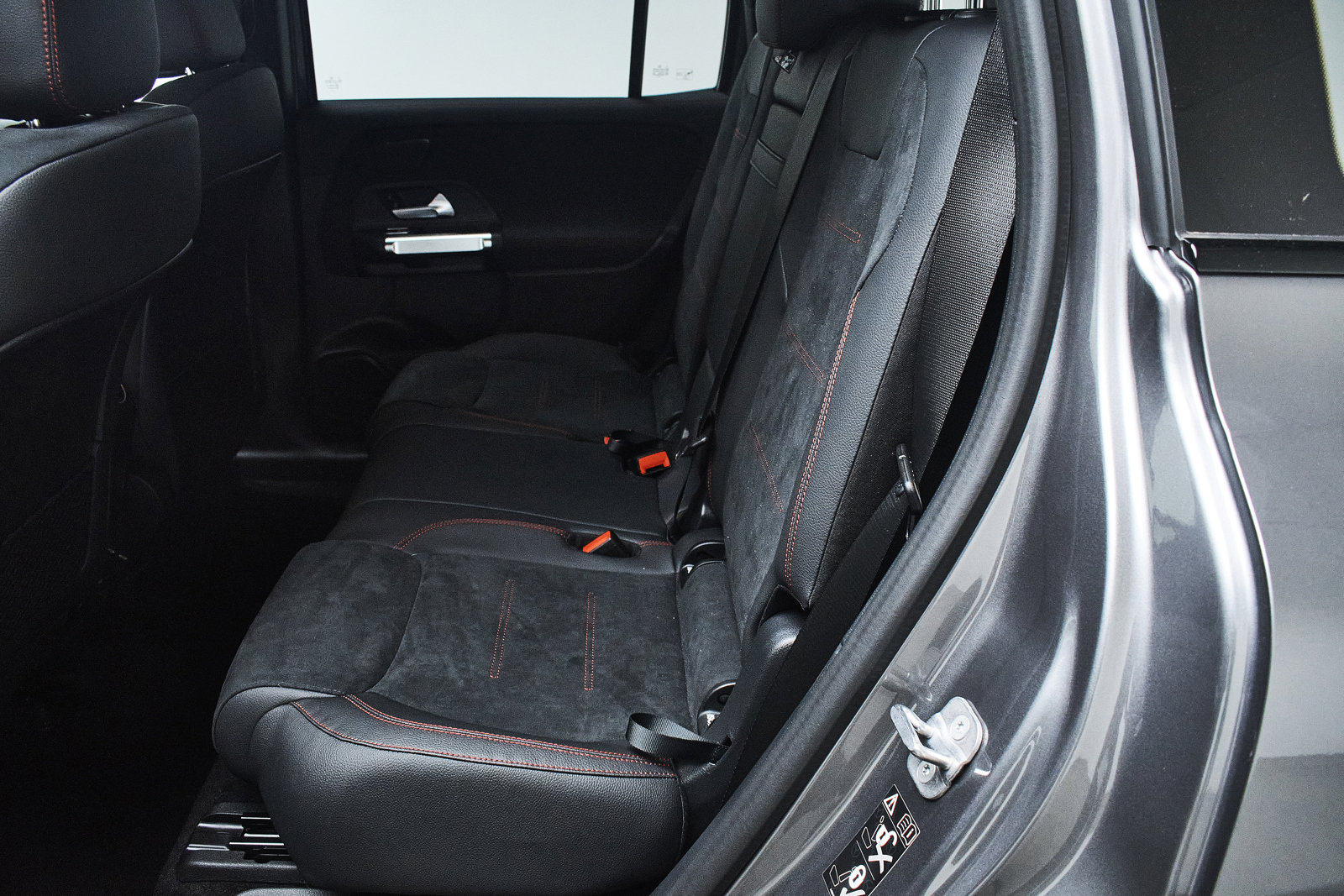 2024 Mercedes Benz EQB 300 4MATIC photo 17