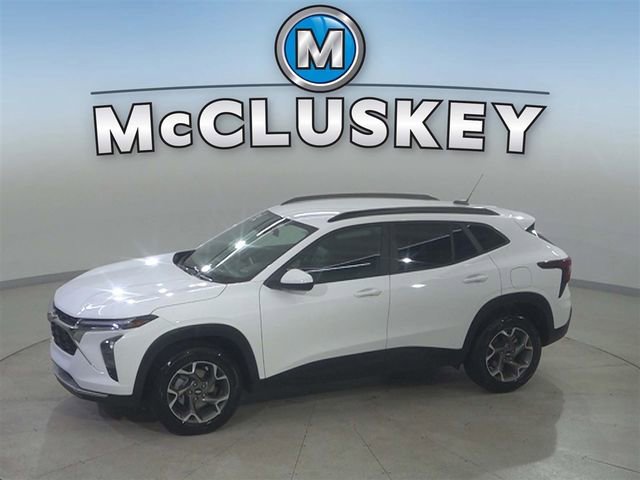 2025 Chevrolet Trax LT's photo