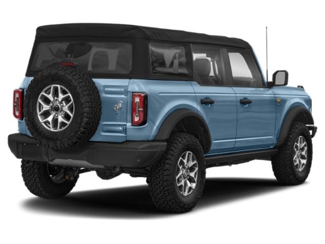2022 Ford Bronco Badlands photo 2