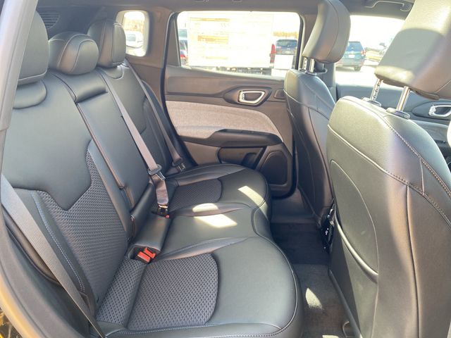 2025 Jeep Compass Latitude photo 31