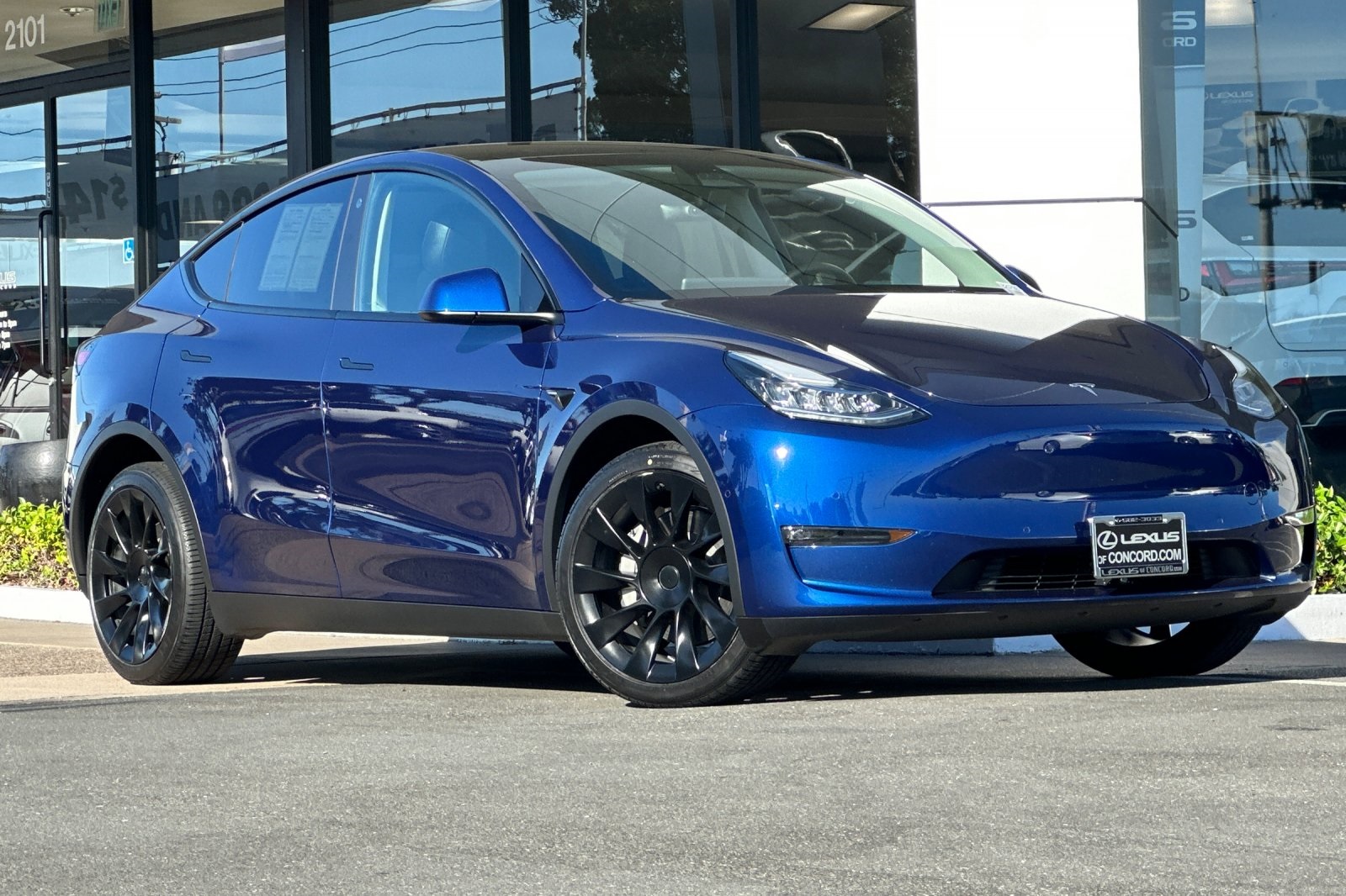 Used 2022 Tesla Model Y Long Range with VIN 7SAYGDEE3NF401645 for sale in Concord, CA