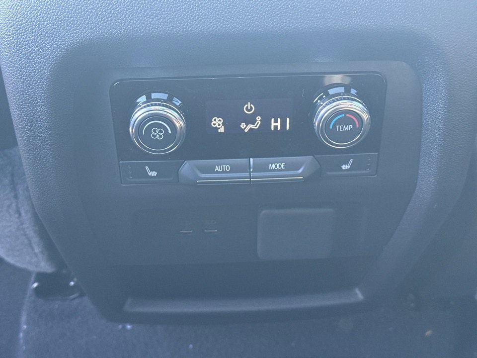 2025 Gmc Acadia Elevation Black Edition photo 27